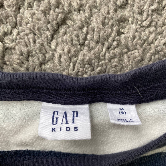 Girls GAP navy/white striped crewneck with heart, size M (8) - Picture 3 of 8